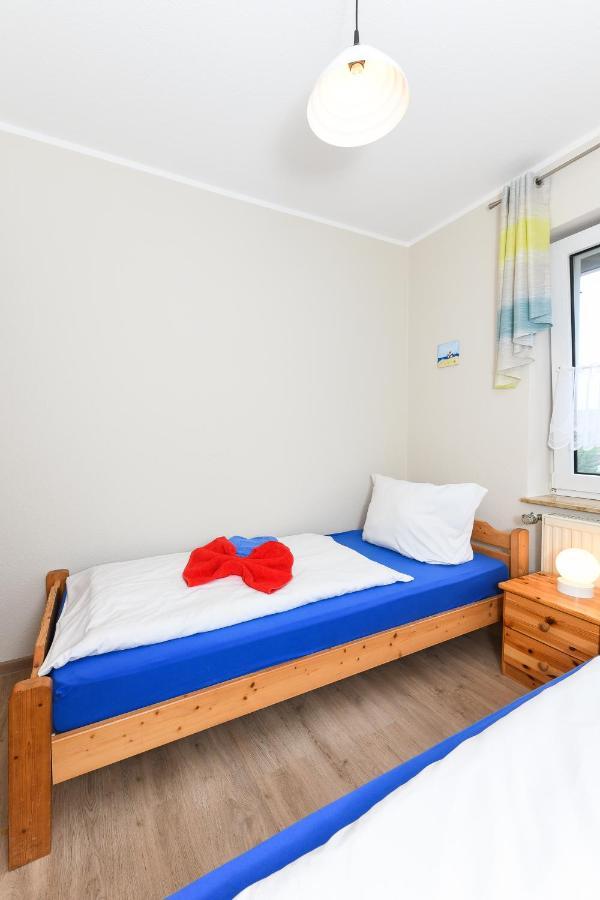 Ferienwohnung Langeoog Inselhaus Am Deich Neuharlingersiel Exterior foto